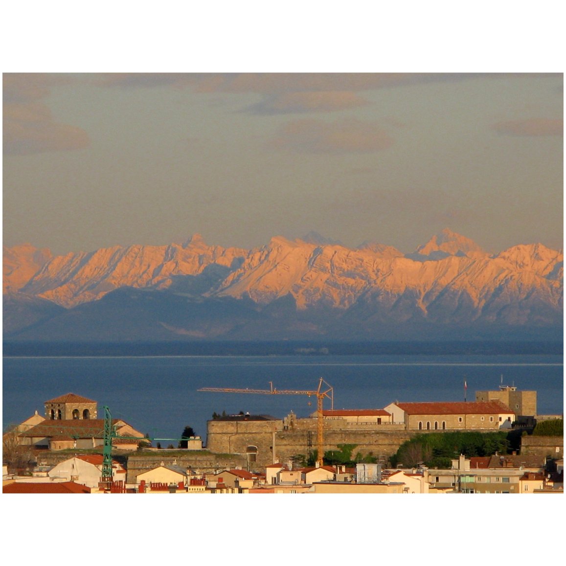 Alba su Trieste